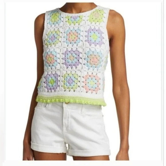 Alice + Olivia Reva Medallion Crocheted Top Size Small - Picture 6 of 11